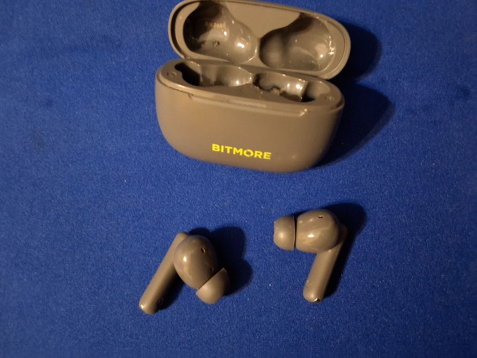 Phones de ouvido usados e em bom estado BITMORE