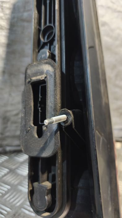 Lampa Prawy Tył 02R00F Ford C-Max 2003R