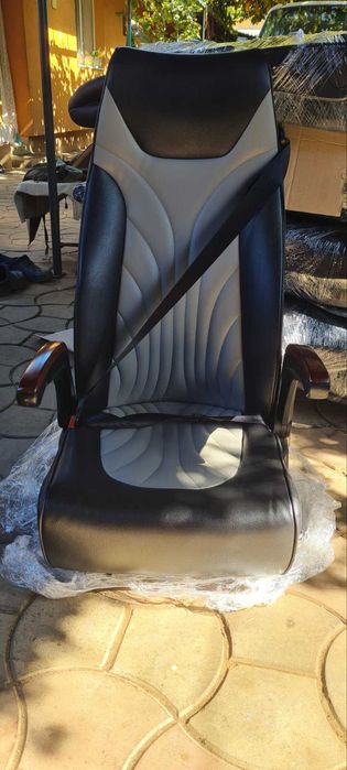 Автосидіння для бусів