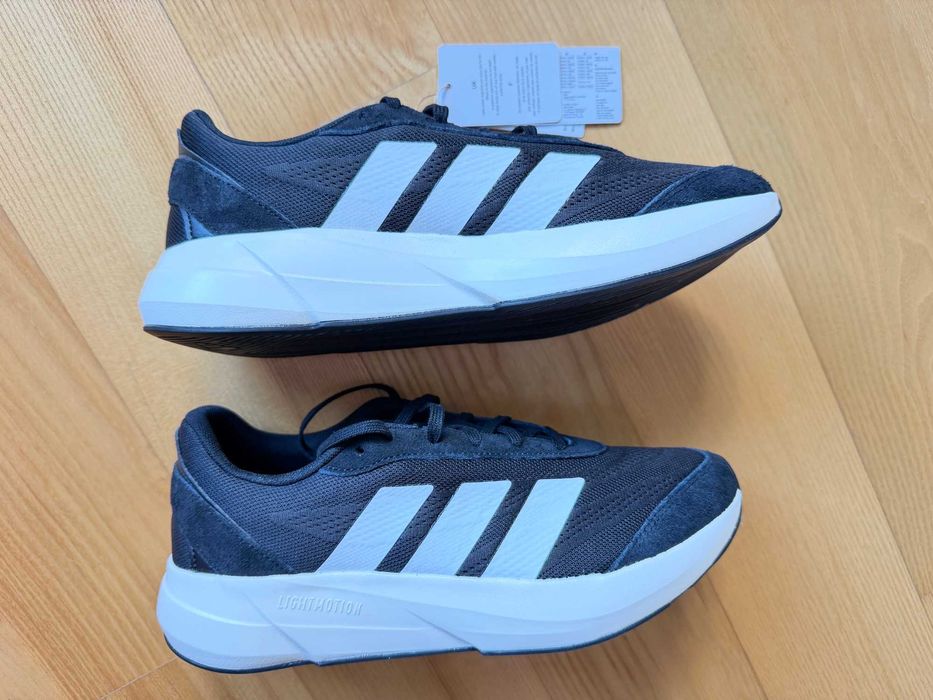 NOWE buty sportowe Adidas Lightshift (rozmiar 43⅓)
