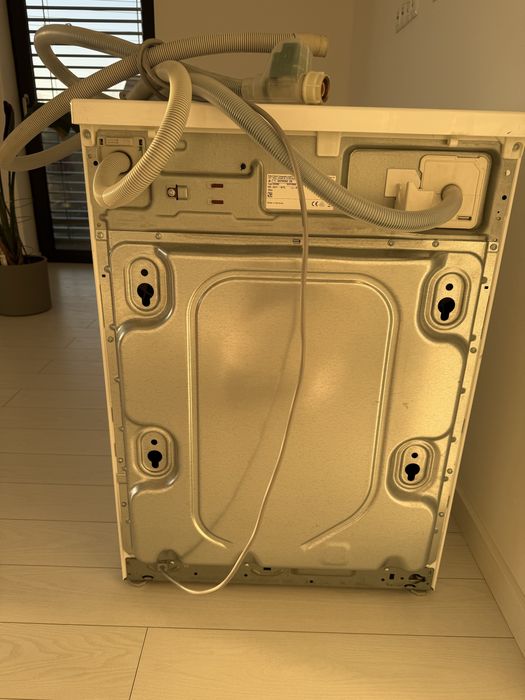 Bosch seria Professional WAYH2840/09 8 kg uszkodzona, na części/serwis