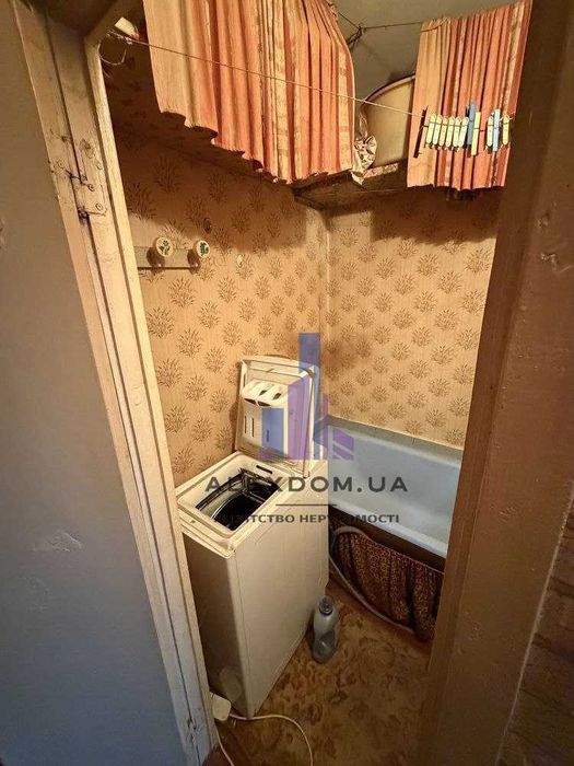 Продаж 1к квартири вул. Червоної Калини(Маяковського) 81-Б