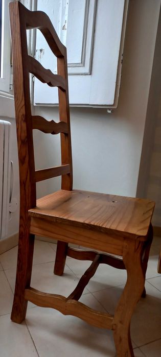 Conjunto Mesa e cadeiras