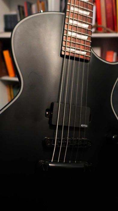 Guitarra LTD (les paul)  EC-201 c/EMG 81