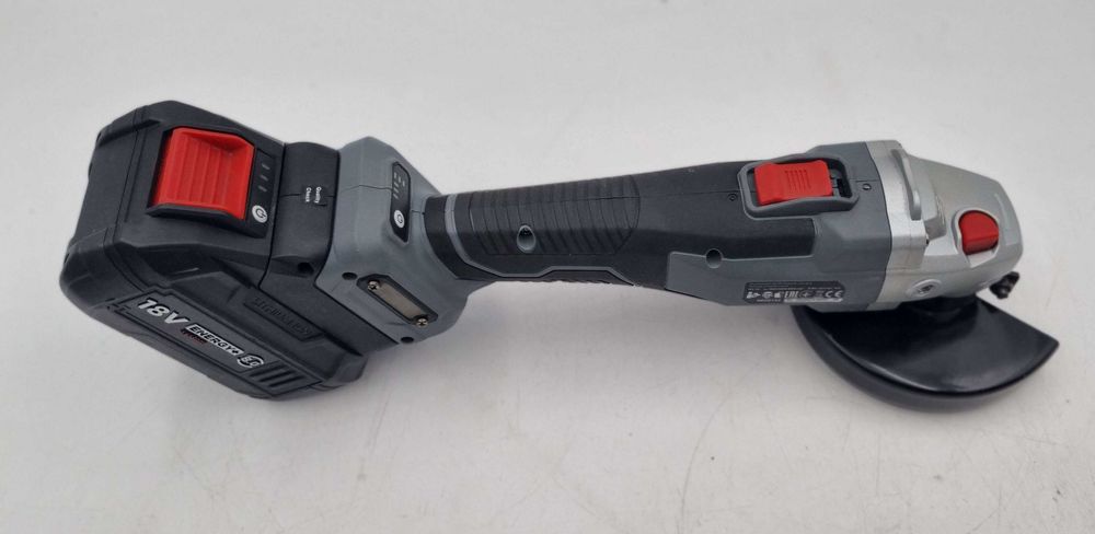 Szlifierka Graphite 58GE142 + Aku 8AH + Ładowarka