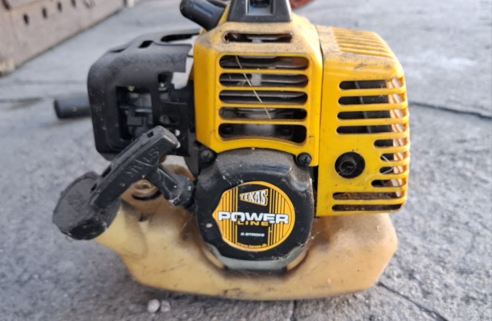 Kosa spalinowa Texas CG 330B