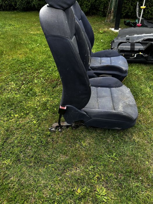 Oddam fotele audi a3 8l