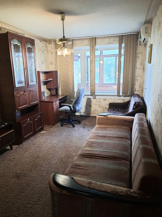 Продаж 3к/к Площа Перемоги