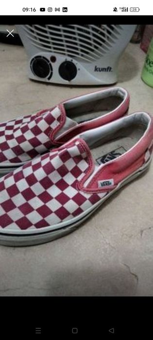 Vans vermelho e branco originais