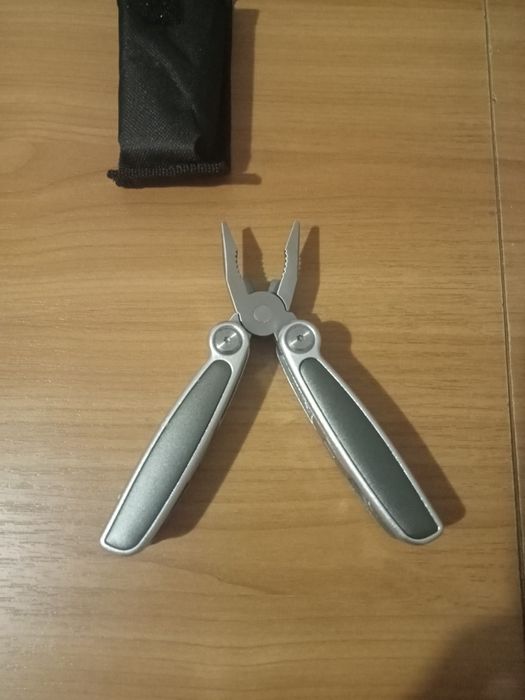 Новое!!! Универсальный мультитул 13 в1