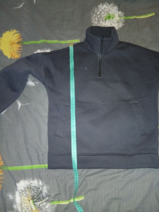 Продам теплу флісову кофтину.