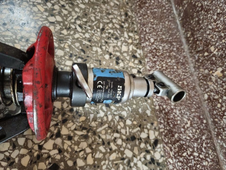 Profesionalny ściągacz , sciagacz hydrauliczny SKF