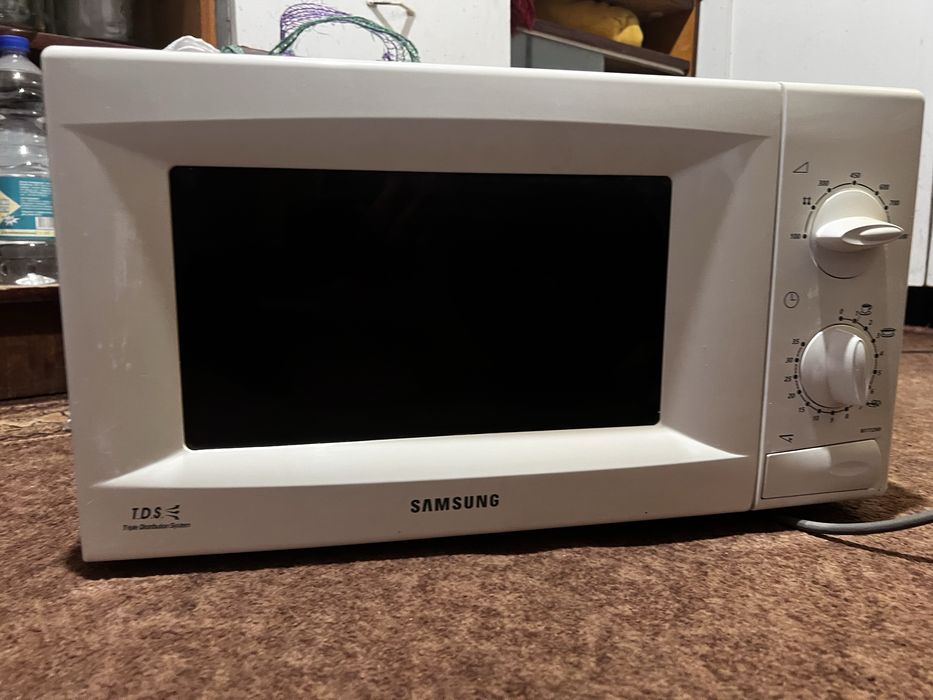 Микроволновка Samsung