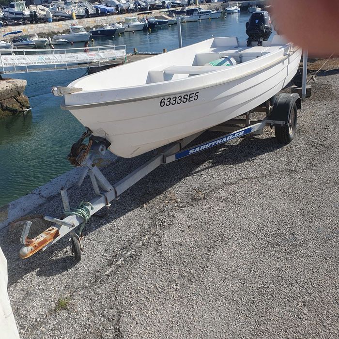 Barco Fibra Mar 3,60m + Motor Suzuki 15 CV 4T Novo