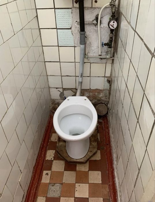 Продам 1 кімнату Польова
