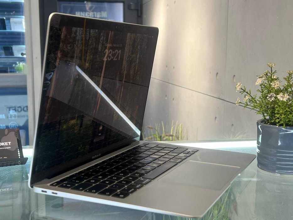 Apple MacBook Air M1 13" 16/256GB Space Gray (MDM) Магазин | Гарантія