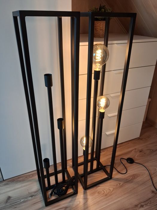 Lampa stojąca loft