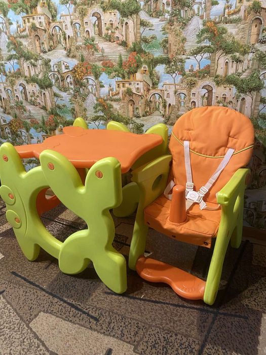 Стілець для годування дитячий