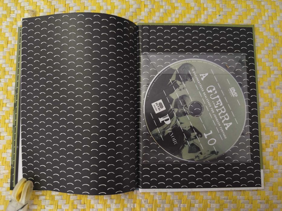 A Guerra Colonial – Marcelo Caetano – Livro + DVD