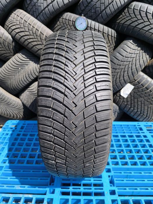 *opona Pirelli all season 235/45/18 pojedynka