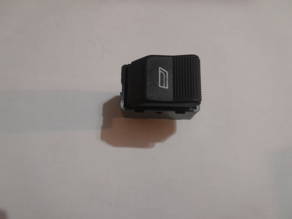 Botão esquerdo vidro VW Lupo