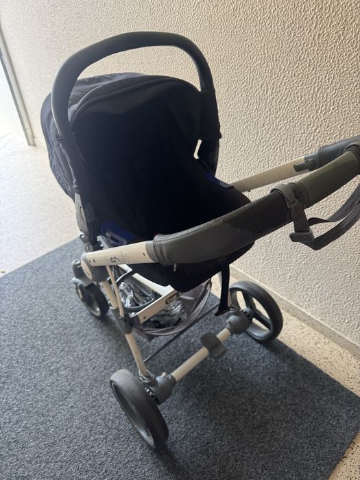 Carrinho  de bebe trio