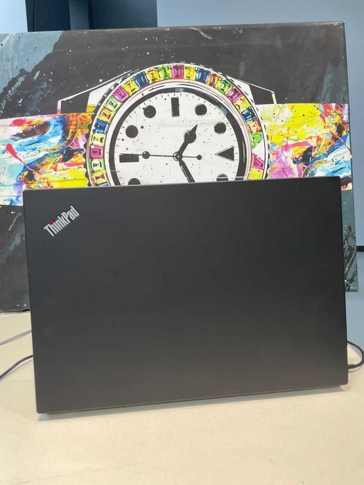 Lenovo T14 Gen1 i7 32GB 512GB SSD для роботи та навчання є кількість