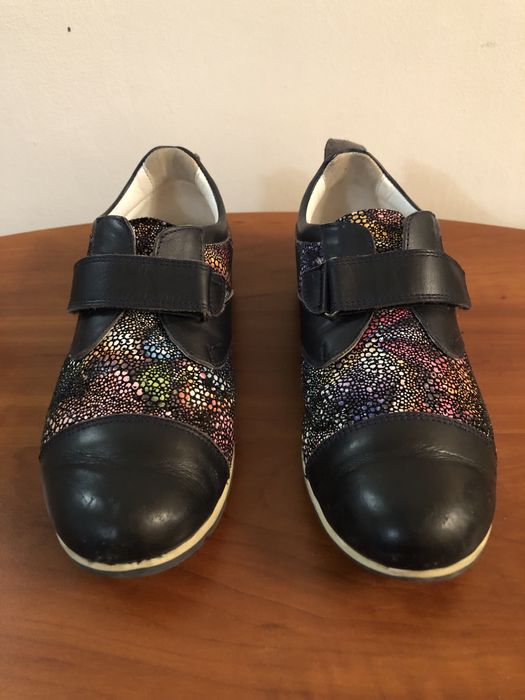 Туфли для девочки 35 р