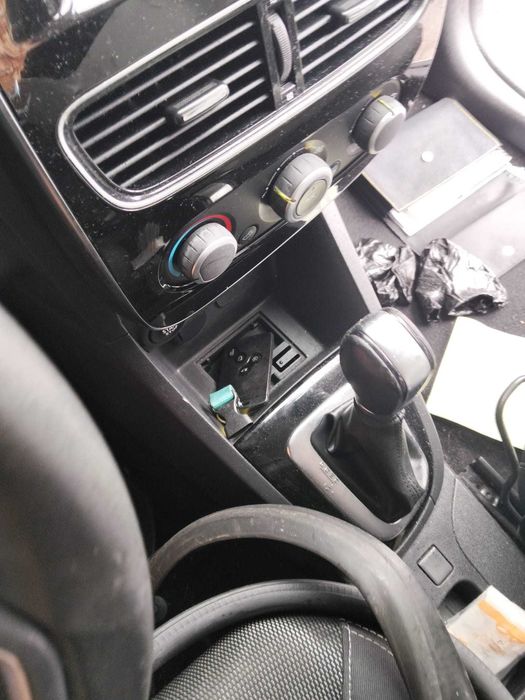 Motor Renault Clio 1.5 dci K9K608 Caixa DC4015