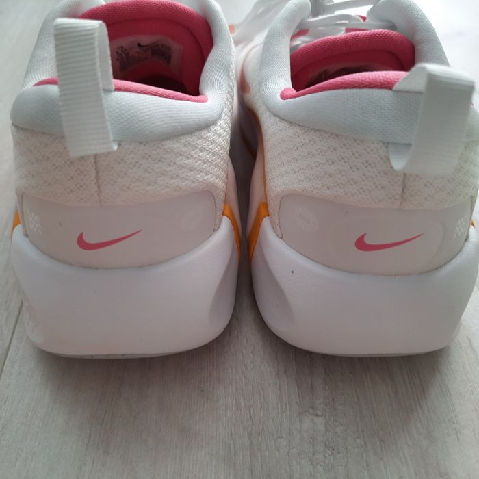 Кросівки Nike Infinity Flow Big Running FD6058-102