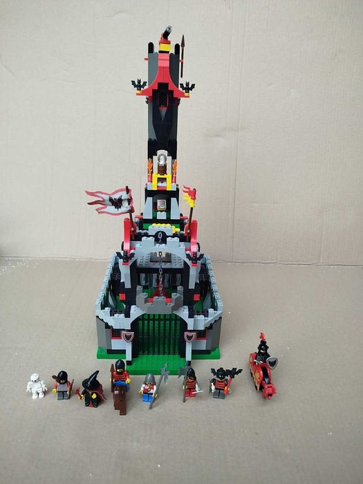 lego 6097 Night Lord's Castle