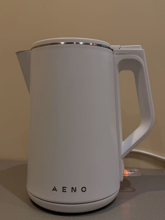 Електрочайник AENO EK2