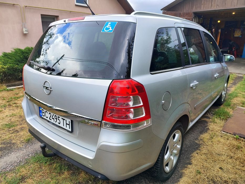1.7d 125коней КАПСУЛА zafira 7 місць