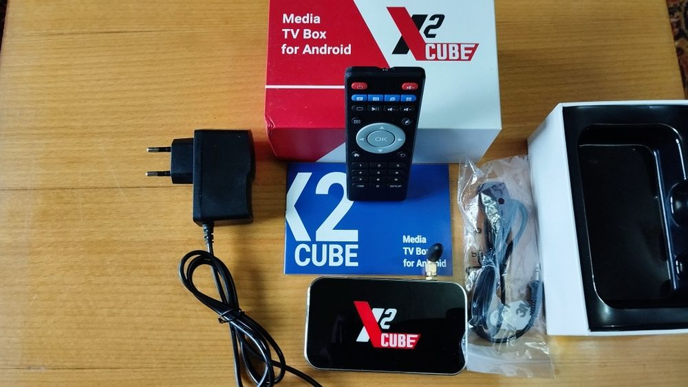 Смарт ТВ Приставка UGOOS X2 CUBE