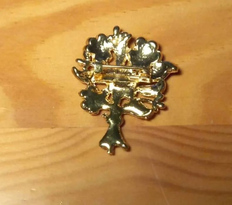 Anéis, Anéis de lenços e Pregadeira com vários designs e cores