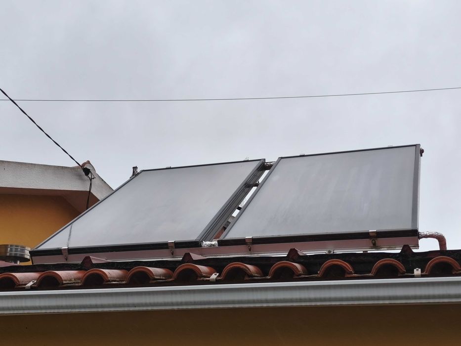 Painéis solares térmicos