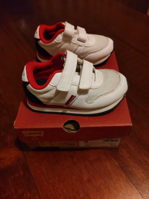 Sapatilhas Levis Alex Runner