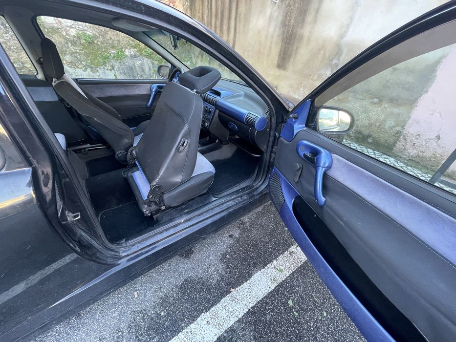 Opel Corsa B 1.5 Diesel (Look Sport) - 94 - 200.000km