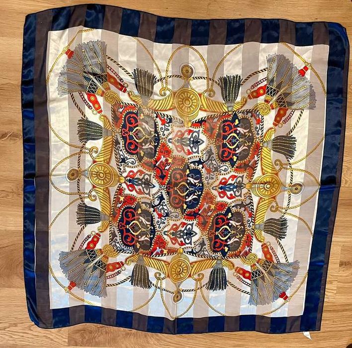 duża apaszka chustka chusta szal 100x100 cm granatowa złota hermes