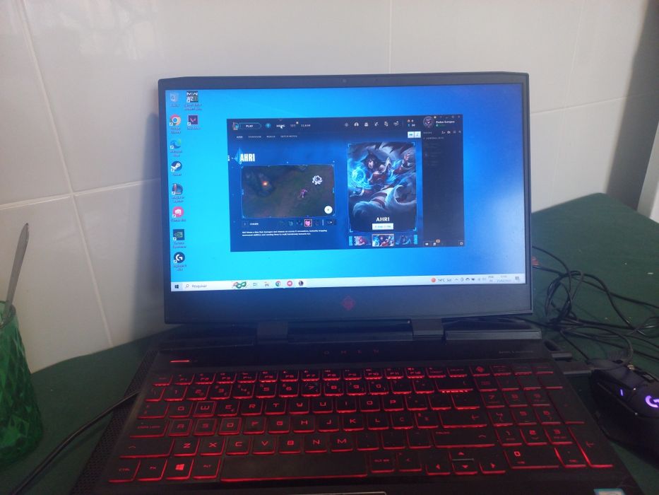 Gaming Laptop with GTX 1050 Ti64729741070337121