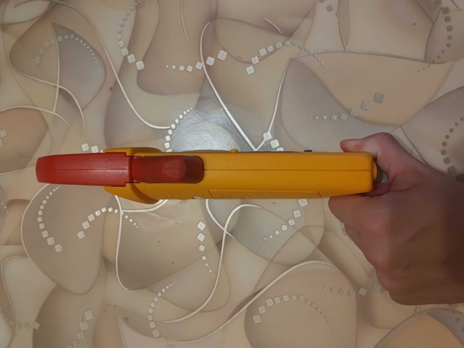 Продам Струмовимірювальні кліщі Fluke 902
