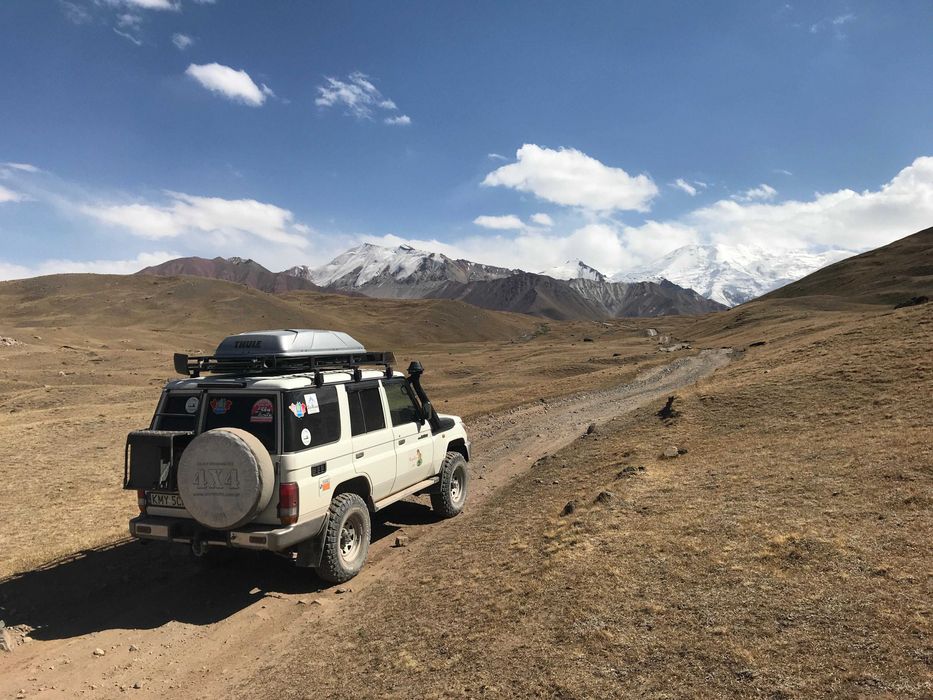 land cruiser 2012 w Twojej okolicy? Sprawdź kategorię