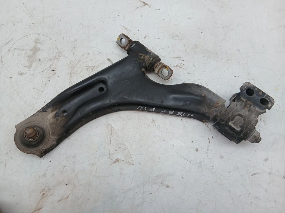 Braço de suspensão frente esquerdo CHEVROLET Spark (M300)