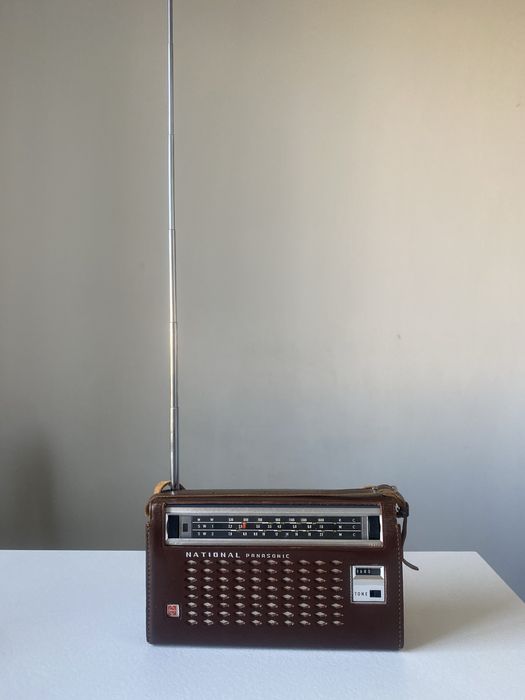 Винтажный коллекционный радиоприемник National Panasonic R-310Y