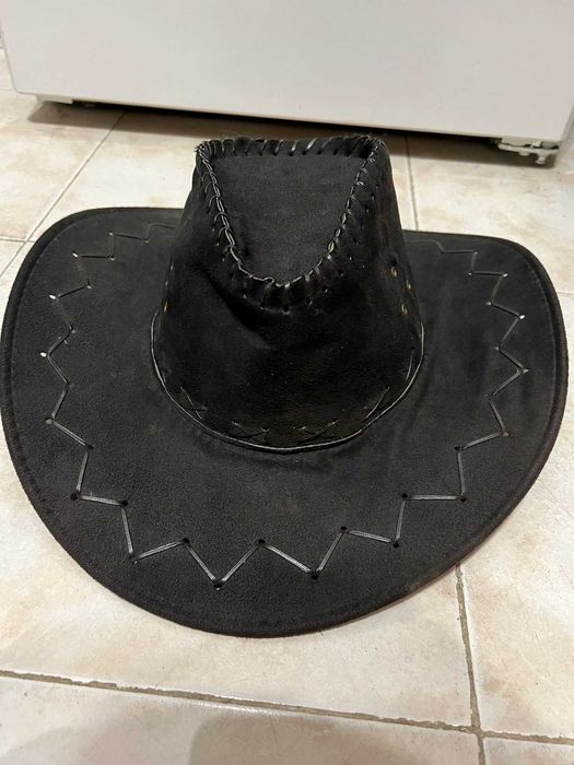 Chapéu estilo cowboy