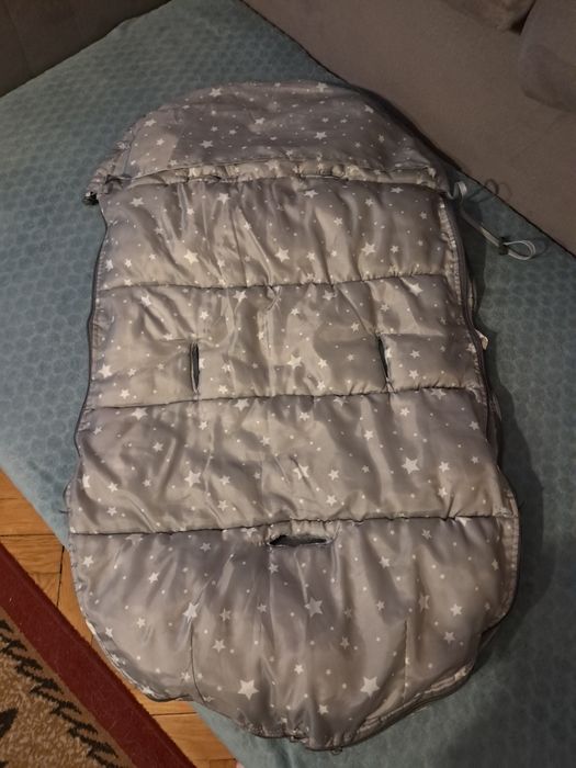 Śpiworek do wózka gondoli spacerówki