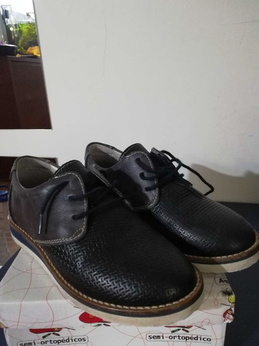 Sapatos de menino