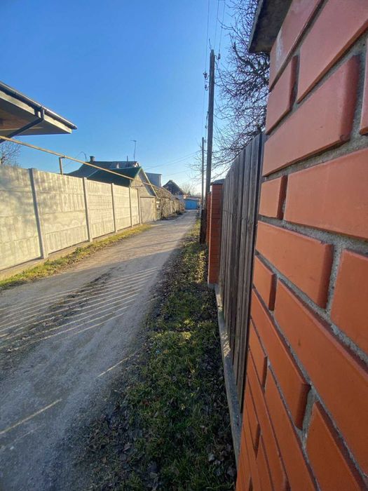 Продаж будинку в центрі Бородинського мікрорайону (22-443-955)