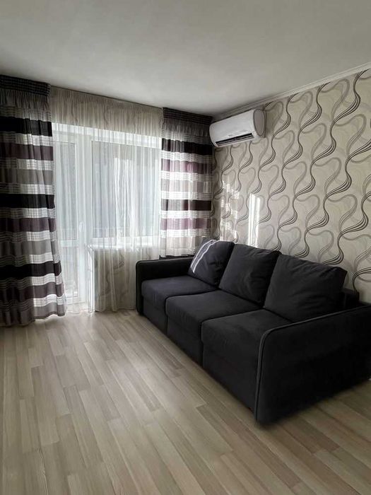 Здається 2-кімнатна квартира на вул. Незалежності 16