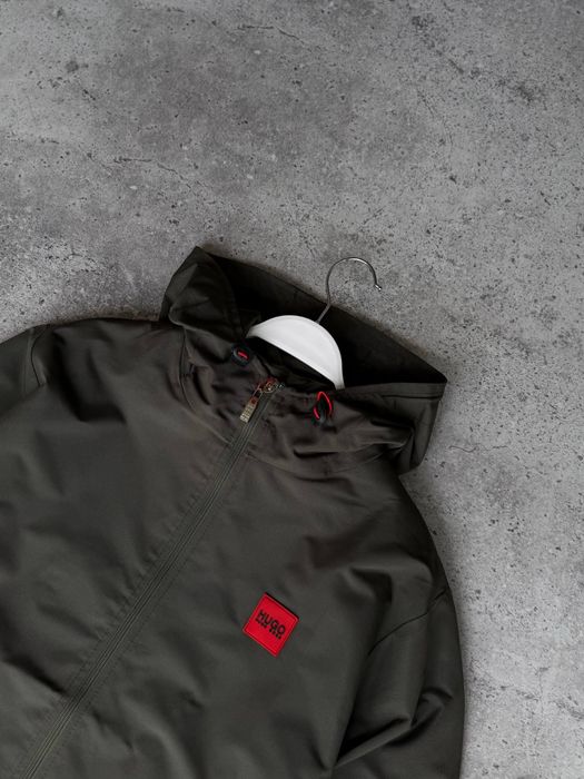 Hugo Boss куртка
